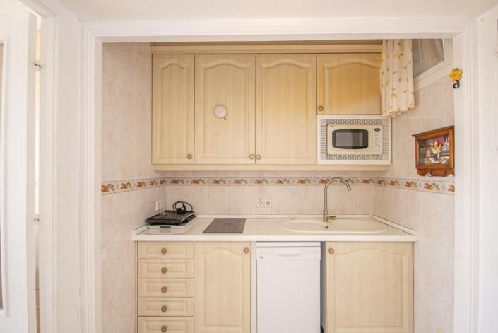 Image No.8-Studio for sale