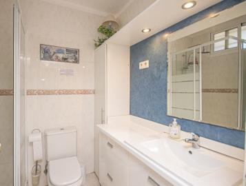 9-467d0cee5b725f3ef65f102a0c2e69c0