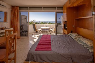 7-aa4cc561180b369757c0bb4af9886cd3