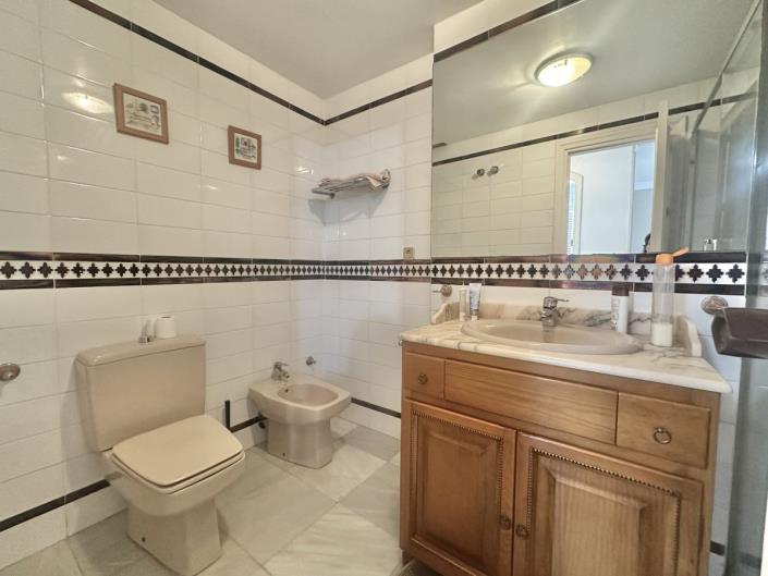 Image No.17-1 Bed Apartment for sale