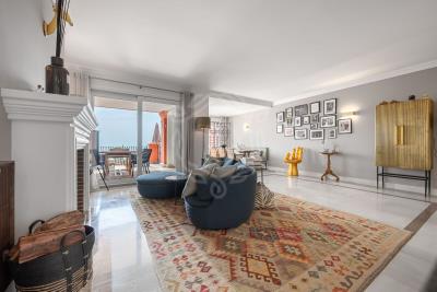 15-e65d437abef3cdae9b514eeeb695a8b9