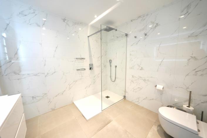 Image No.17-5 Bed Villa / Detached for sale