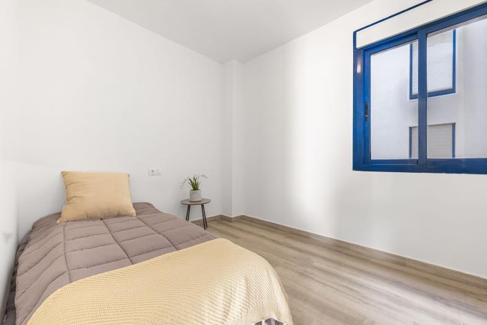 Image No.25-2 Bed Apartment for sale