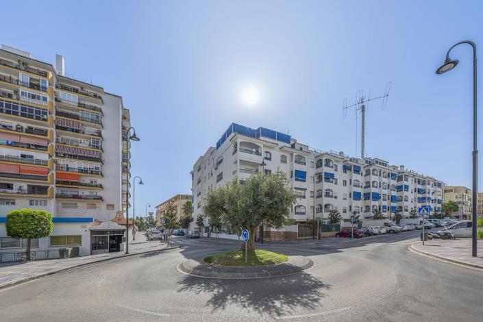 Image No.33-2 Bed Apartment for sale