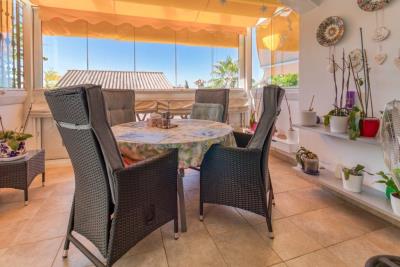 12-9d2414e6554ff283a7dbb3894364f2bd