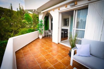 6-fa543ff60f4e104718a0562ed3ccbf30