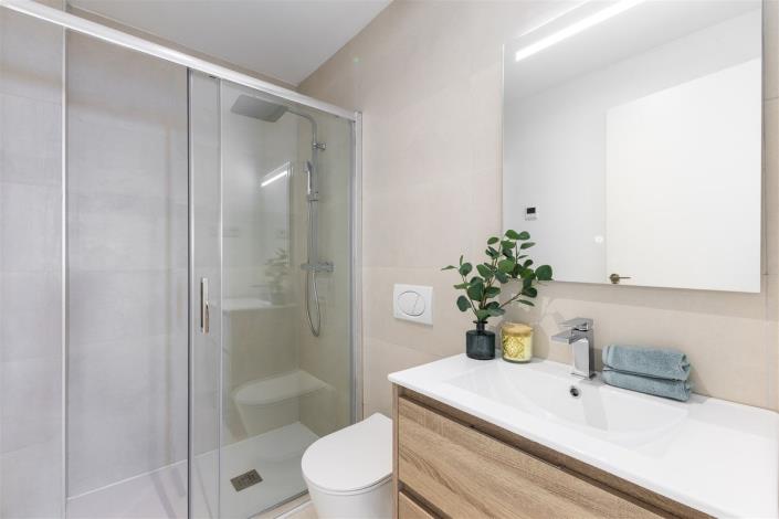 Image No.25-3 Bed Apartment for sale