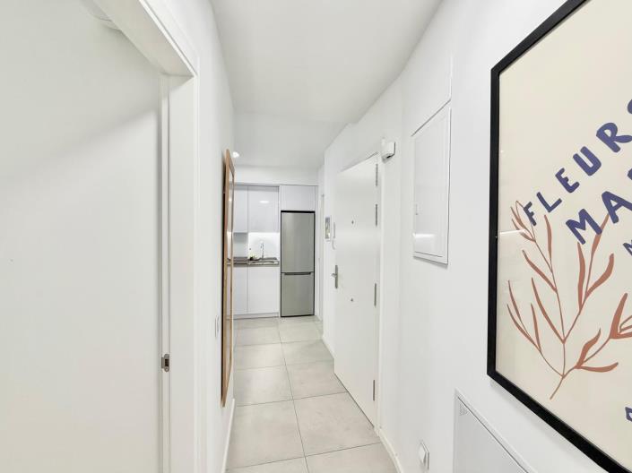 Image No.17-2 Bed Apartment for sale