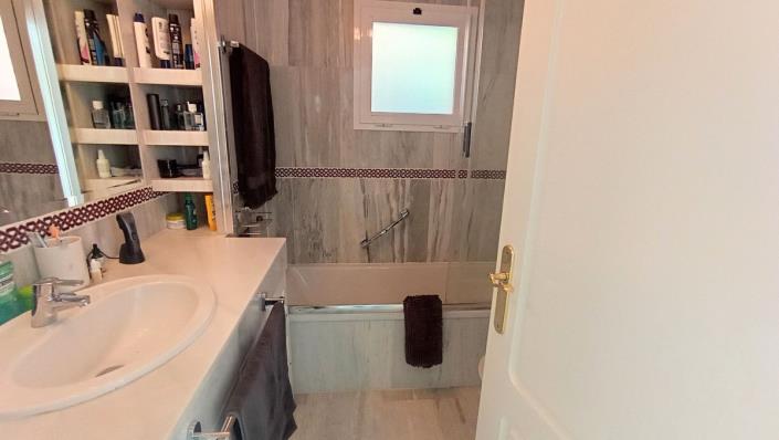 Image No.29-3 Bed Duplex for sale