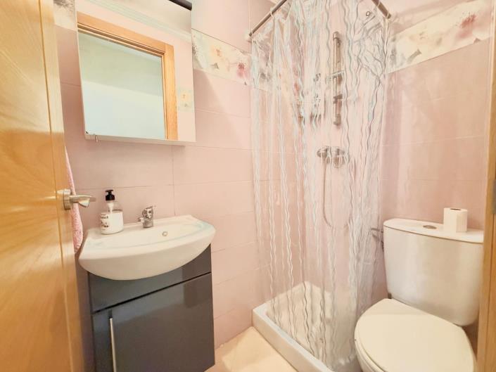 Image No.14-3 Bed Apartment for sale