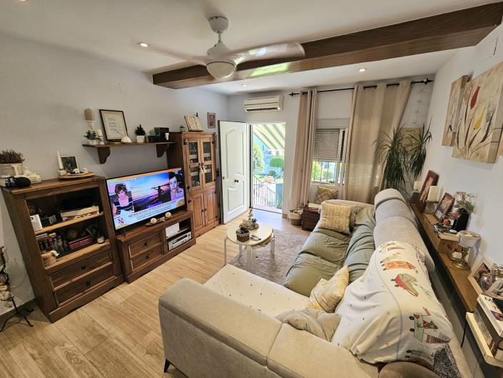 Image No.9-3 Bed Townhouse for sale