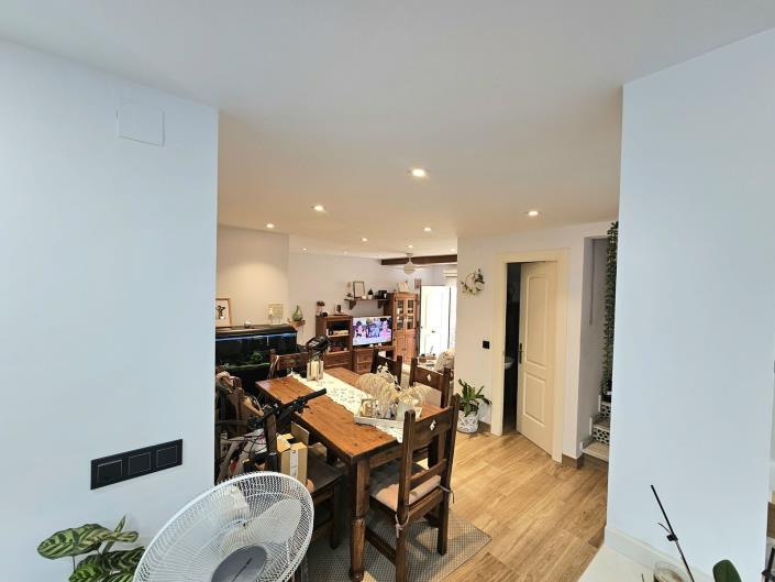 Image No.10-3 Bed Townhouse for sale