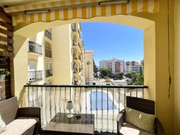 15-e65d437abef3cdae9b514eeeb695a8b9