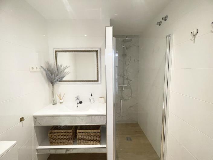 Image No.31-3 Bed Apartment for sale