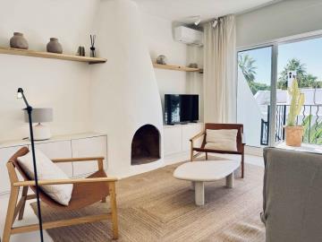 7-aa4cc561180b369757c0bb4af9886cd3