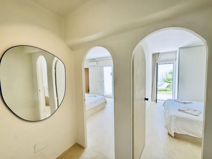 Image No.17-2 Bed Townhouse for sale