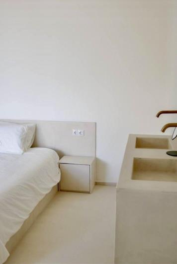 Image No.24-2 Bed Townhouse for sale