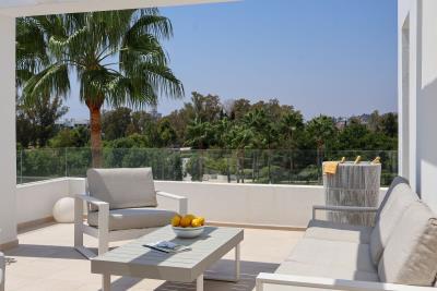 1-7020804132f1cd48fa7d0a6cde6ac64b