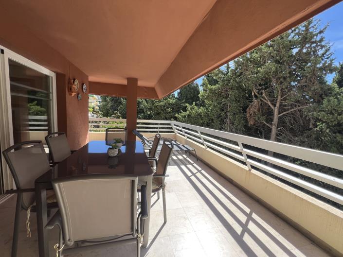 Image No.20-3 Bed Apartment for sale