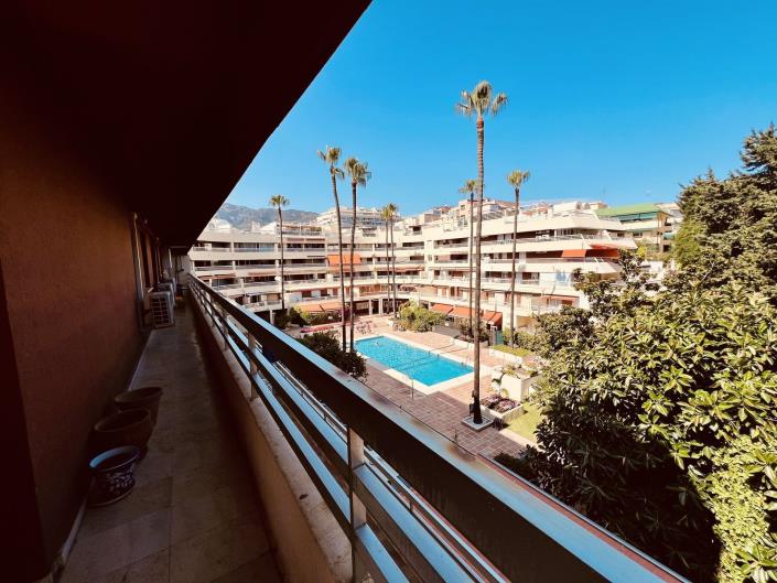 Image No.25-3 Bed Apartment for sale