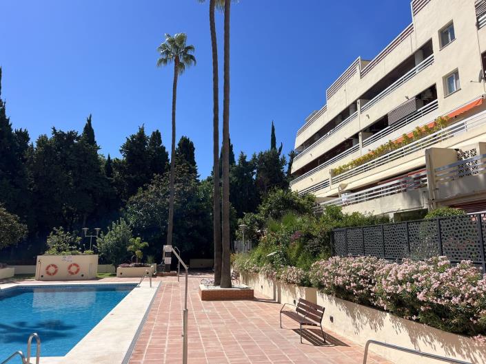 Image No.33-3 Bed Apartment for sale