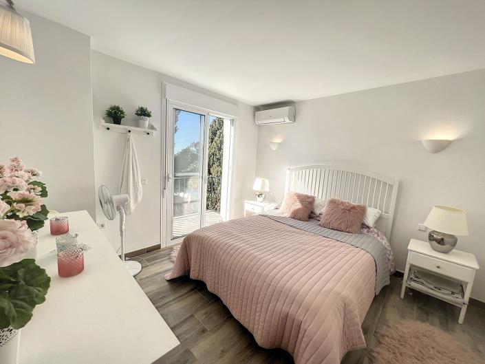 Image No.15-3 Bed Semi-Detached for sale