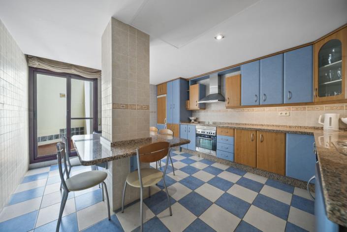 Image No.13-2 Bed Apartment for sale