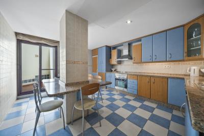 13-5fd73dea700db77384c091ca9818b1a9