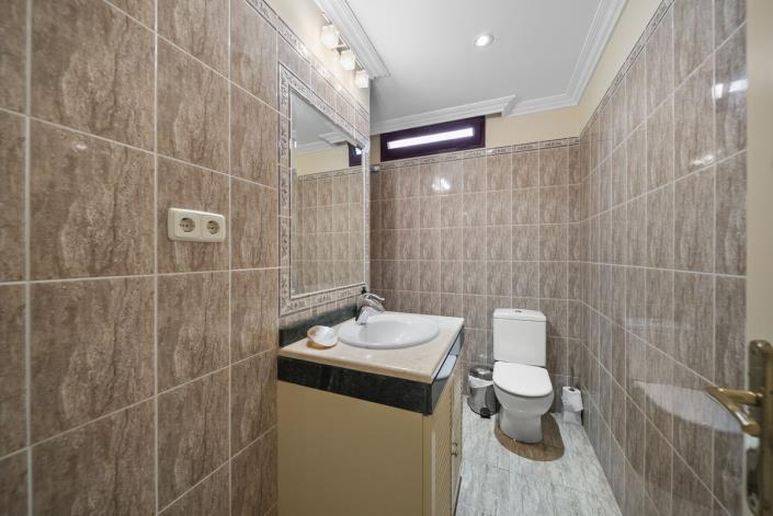 Image No.14-2 Bed Apartment for sale