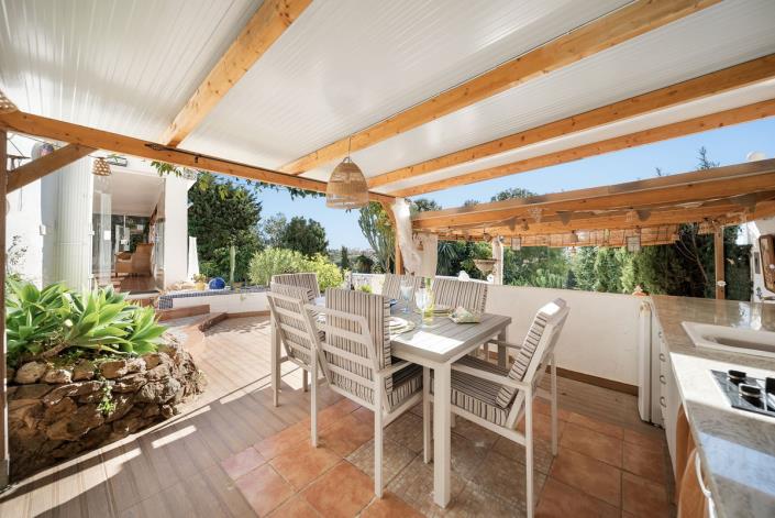 Image No.9-3 Bed Villa / Detached for sale