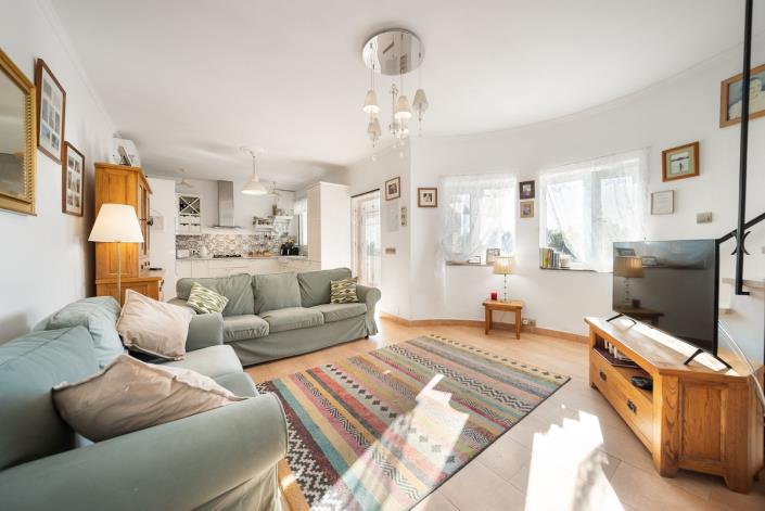 Image No.14-3 Bed Villa / Detached for sale