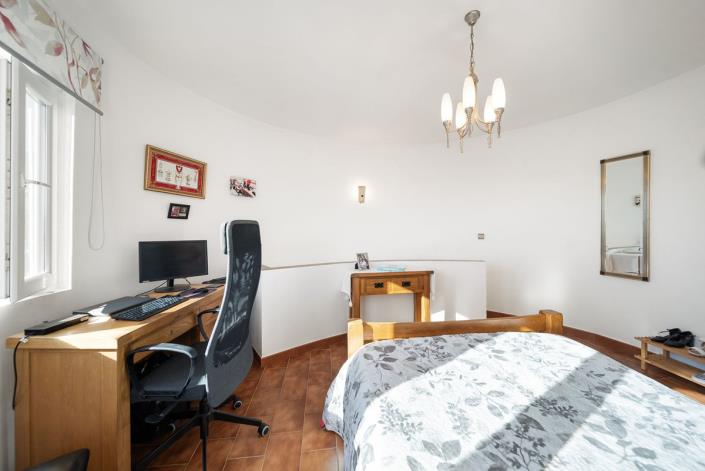 Image No.21-3 Bed Villa / Detached for sale