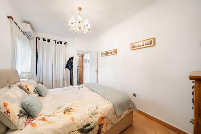 Image No.24-3 Bed Villa / Detached for sale