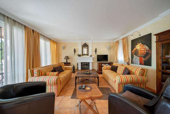 Image No.3-3 Bed Villa / Detached for sale