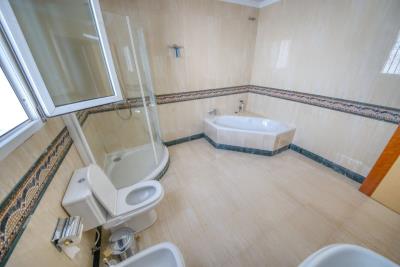 18-cc72f169493c096e712837ff5d8b6e41