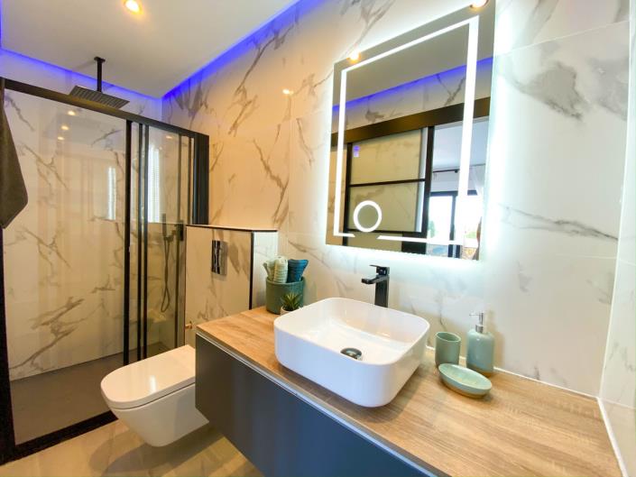 Image No.26-2 Bed Bungalow for sale