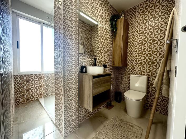 Image No.32-2 Bed Apartment for sale