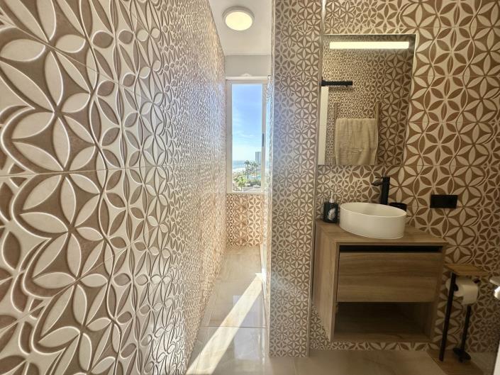 Image No.36-2 Bed Apartment for sale