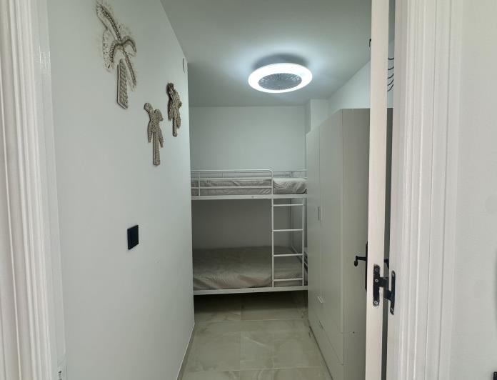 Image No.40-2 Bed Apartment for sale