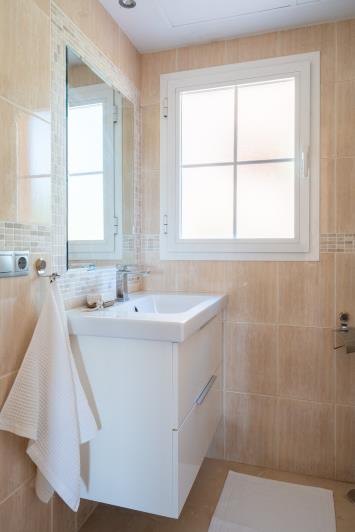 Image No.20-2 Bed Apartment for sale