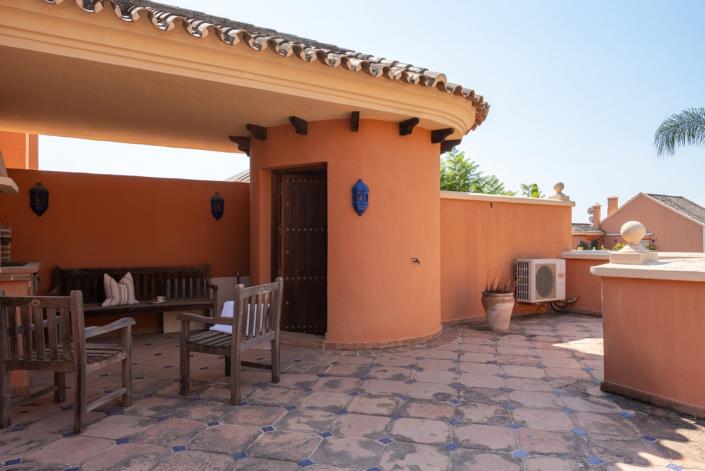 Image No.21-2 Bed Apartment for sale