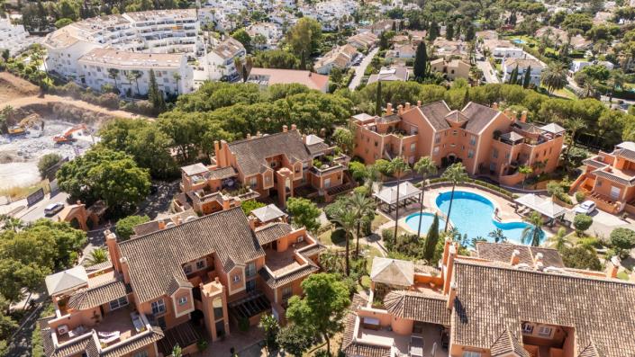 Image No.25-2 Bed Apartment for sale