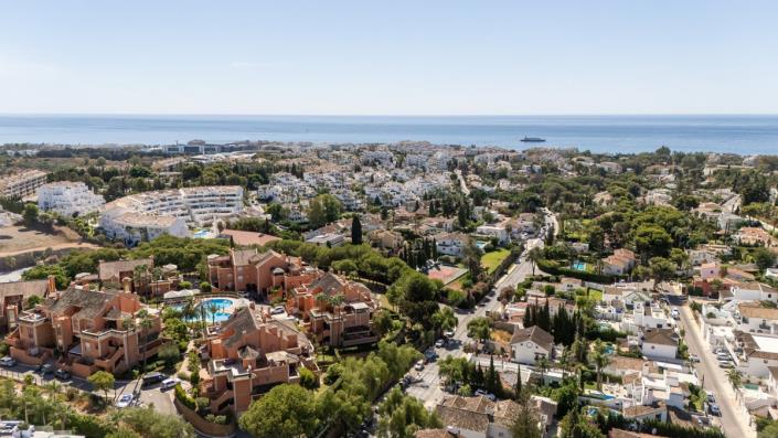 Image No.28-2 Bed Apartment for sale