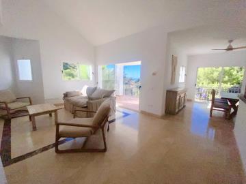 9-467d0cee5b725f3ef65f102a0c2e69c0