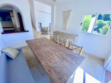 12-53013098fcab6c38b1379cd33298e050