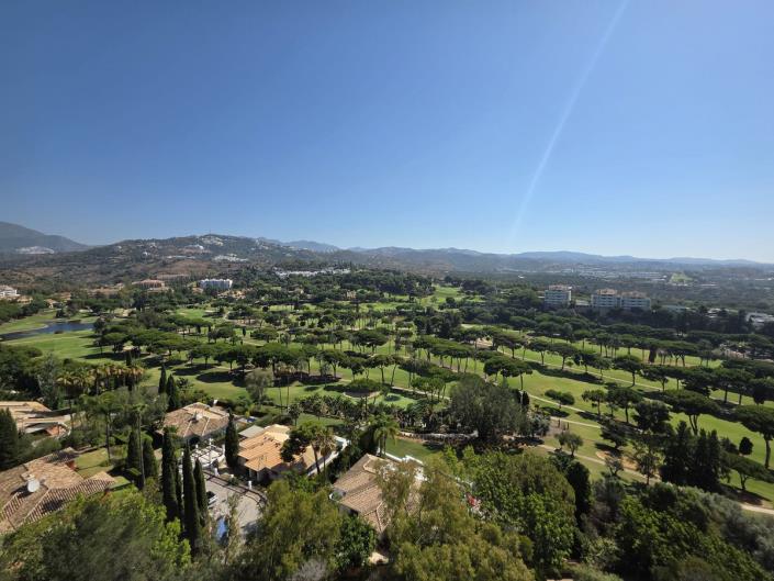 Image No.21-1 Bed Apartment for sale