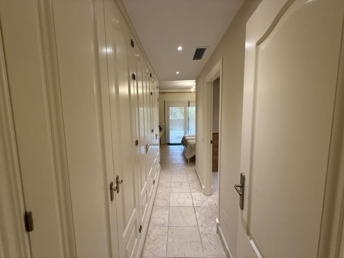 Image No.8-3 Bed Apartment for sale