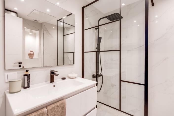 Image No.11-3 Bed Apartment for sale