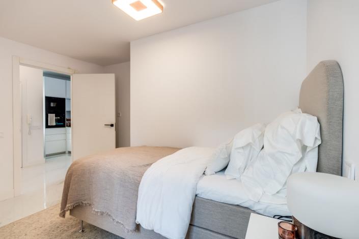 Image No.22-3 Bed Apartment for sale