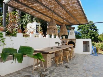 4-498bdfab4a7fcf25df40c2176acd63a0